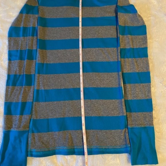 2/$40 Aeropostale Striped Stretch Sweater Ladies Size M NWT - Picture 7 of 8